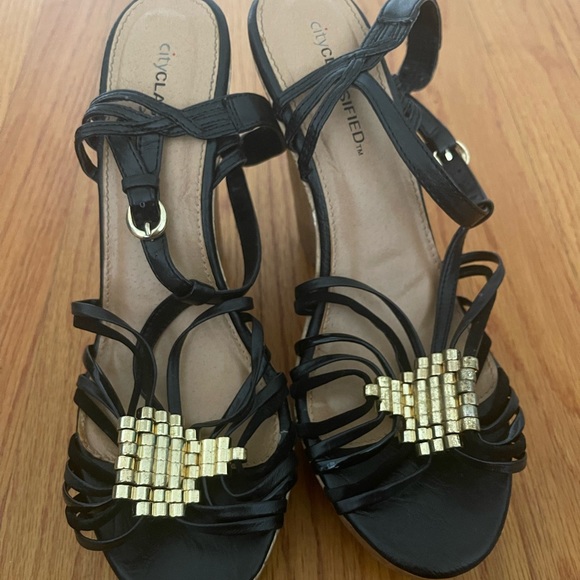 Wedge heel size 9 - Picture 2 of 3